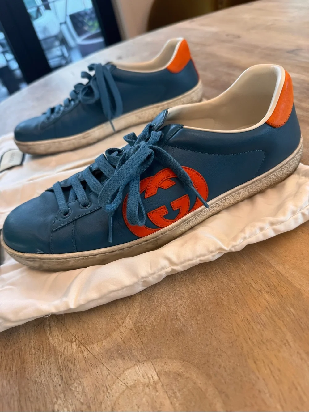 Gucci Blue Leather Sneakers with Orange GG Emblem and Heel Tab